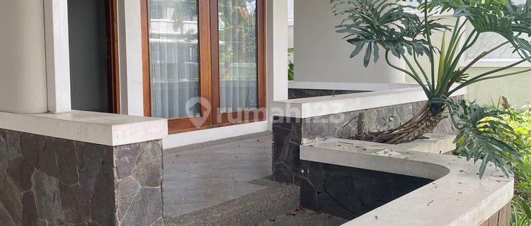 Large Area Super Comfortable House Ready to Occupy 1