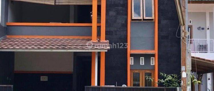 Kos Dengan 10 KT Dan Kamar Mandi Dalam 850 M Dari UMY 1