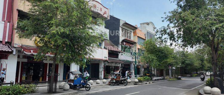 Ruko 4 Lt Di Malioboro  Seberang Kantor Gubernuran 1