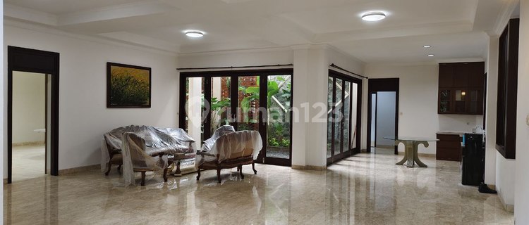 For Rent Beautiful Senayan House 900 Meters Swimming Pool Fully Furnished 1