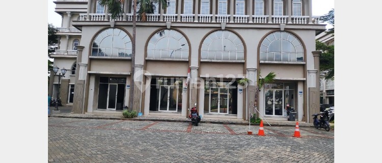 Rent/Sale of 4 Connected Shop Houses (Ruko), 1200 Square Meters at Sedayu Square, Cengkareng 1