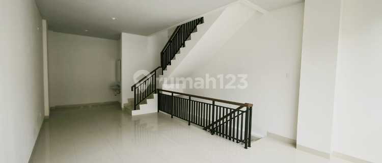 Commercial Shop House for Rent in BSD City FREE IPL 120 Meters 3 Floors South Tangerang 1
