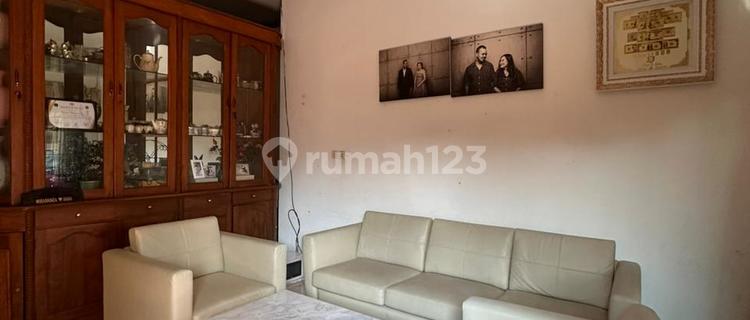Rumah Second Siap Huni Dekat Pintu Toll Sawangan di Pancoran Masd Depok  1