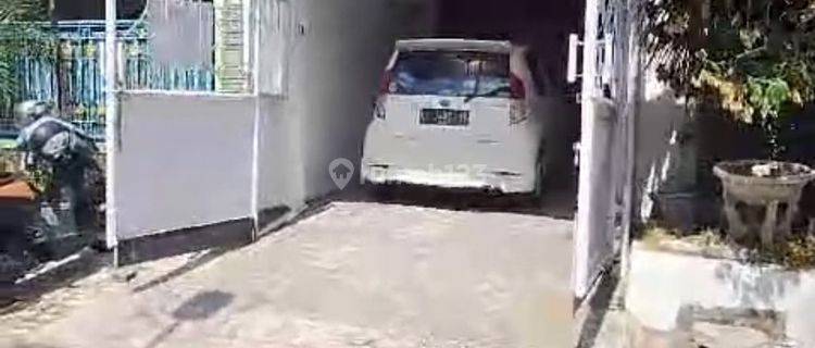 Dijual butuh cepat rumah di Sidosermo  1