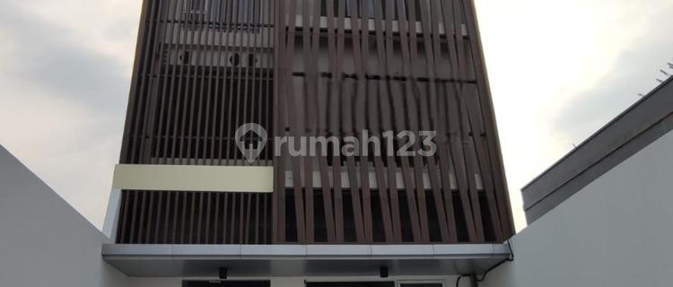 New 4-Storey Shophouse Easy Access in Pahlawan Seribu BSD Serpong 1