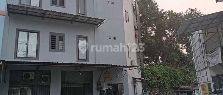 4-Storey Boarding House Perfect for Investment - Villa Melati Mas Serpong BSD 1