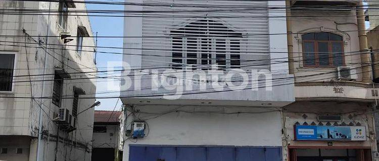 Ruko Executive Dan Bagus lokosi nya  1