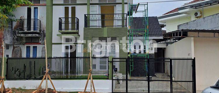 RUMAH BARU RENOVASI DI PERUMAHAN WIKA 1