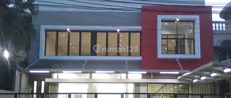 Ruko 2 Lantai Strategis Dekat Pintu Tol Cibubur  1