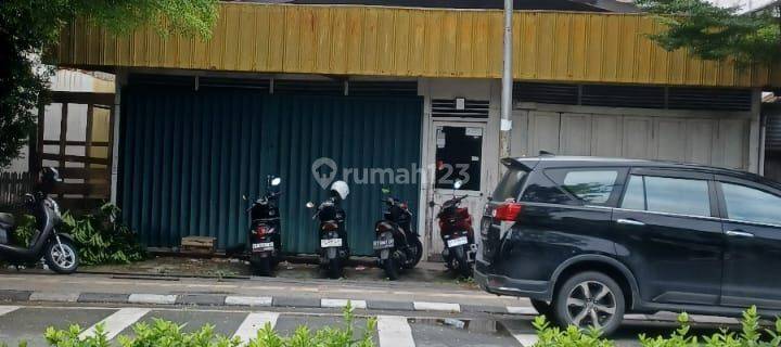 TOKO  TENGAH KOTA PINGGIR JALAN UTAMA  1