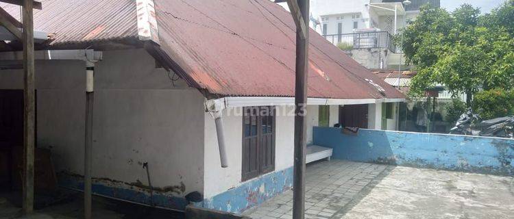 RUMAH TENGAH KOTA BELAKANG PUSKIP 1