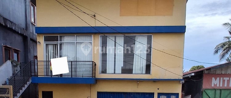 Roadside shop on Sepinggan main road. 1