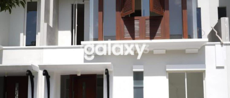 Selling New Fully Renovated Grand Harvest House 1