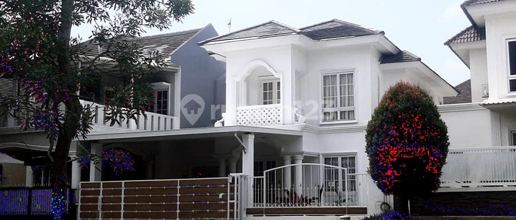 Disewakan Rumah Mewah Di Boulevard Kota Wisata Cibubur, Semi Furnished, 4+2kamar Tidur , Lt.285/lb.400, Siap Huni, Sudah Renovasi, Lokasi Strategis, Dekat Sekolah, Dekat Pusat Perbelanjaan, Dekat Akses Tol, Cici Property Rumah Bagus SHM di Kota Wisata 1