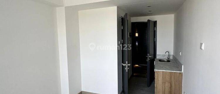 Dijual Apartement Collins Type Studio View Pool, Gading Serpong. Lva 1