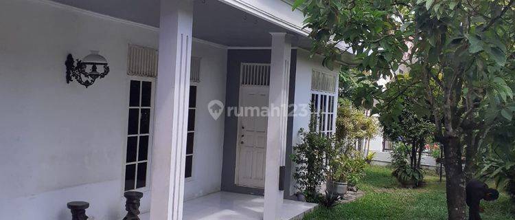 Dijual atau Disewakan, Rumah Elite ditempat Strategis 1