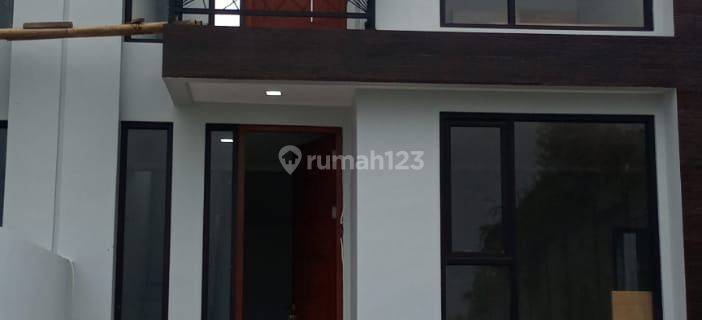 Rumah 2 Lt Suasana Sejuk Lokasi Cisarua Lembang 1