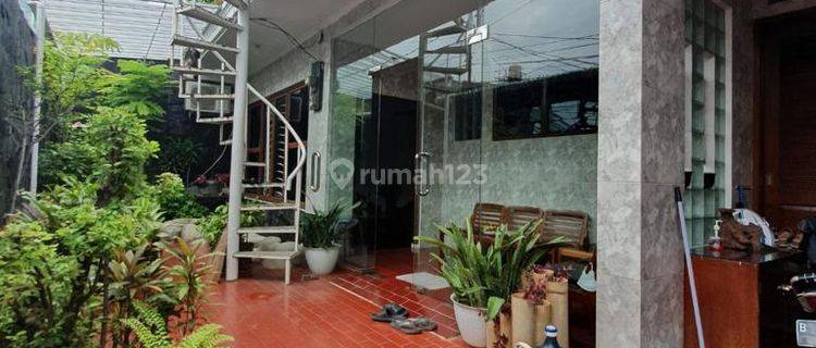 Rumah Untuk Kos di Blok M Ada Banyak Kamar 1