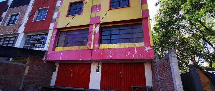 dijual ruko dekat wiyung dan menganti 2 unit jejer 1