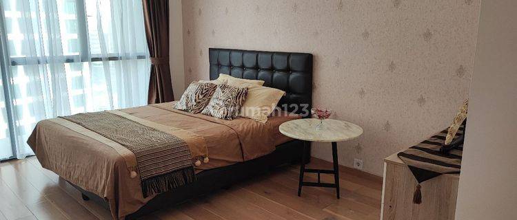 Brand new apartment Izzara full furnished di Cilandak  1