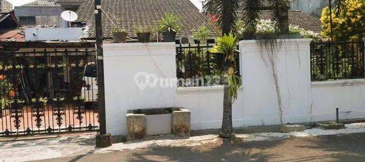 Rumah Dijual S. Parman Palmerah Jakarta Barat  1