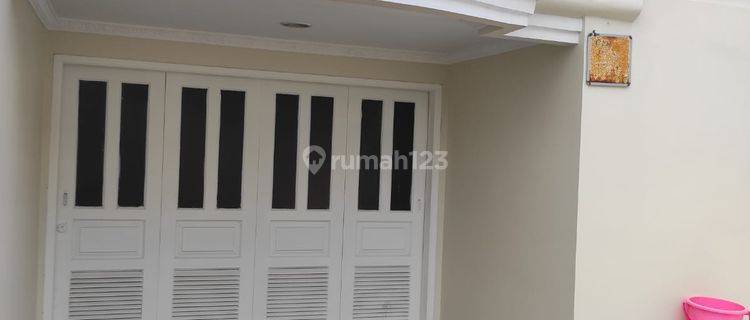 *di Sewa | Wtl :*rumah Pik 1, Walet, Jak-ut : 1