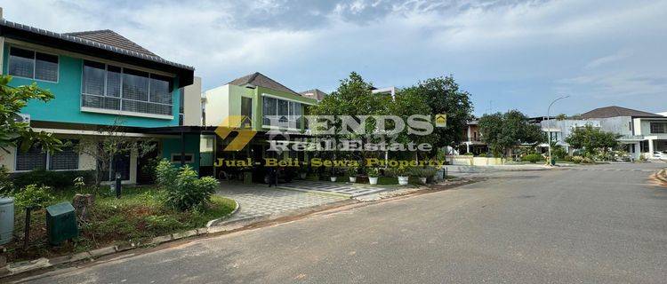 Dijual Rumah 2 lantai siap huni full furnish di Beverly Green 1