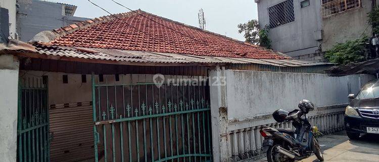 Rumah Nyaman Lokasi Strategis di Angke Indah, Tambora, Jakarta Barat 1