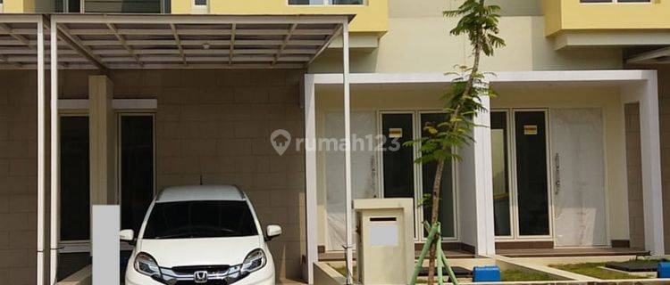 Rumah 2 Lantai Bagus Semi Furnished Sertifikat Hak Milik di Harapan Indah Cluster Adara, Bekasi 1