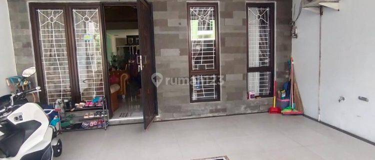 Rumah 2 Lantai Bagus Semi Furnished SHM di Harapan Mulya, Bekasi 1