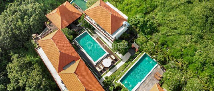 9 Bedrooms Stunning Luxury Villa In Prime Area Canggu 1