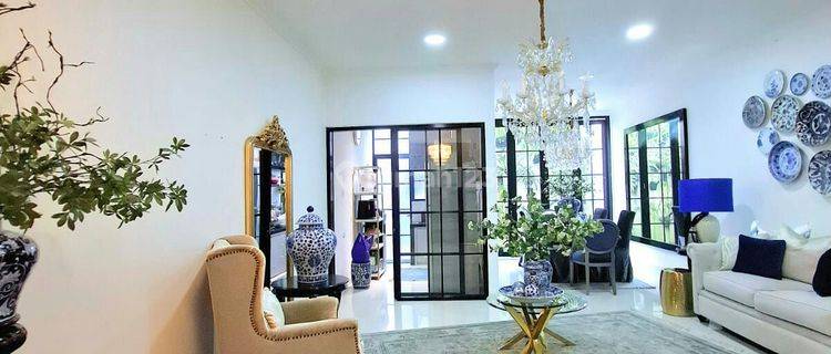 Hot Sale! Rumah Cantik Full Renovated 1