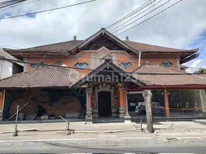 Disewakan Jangka Panjang Gedung Lantai 2 Ex Resto Di Ubud AT 1