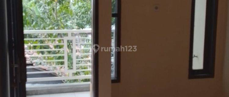 Dijual Rumah Murah Setro Surabaya Dekat Dengan Pusat Konveksi Kapasan 2 Lantai 1