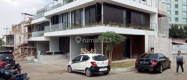 Villa 3 Lantai full furnished lokasi dekat jatimpark 3  1