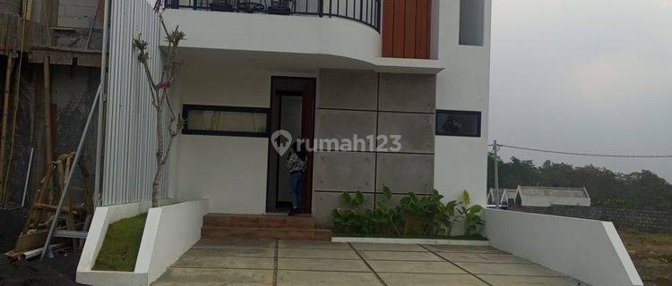 Rumah 2 lantai dekat exit toll sawojajar hanya 400jt an 1