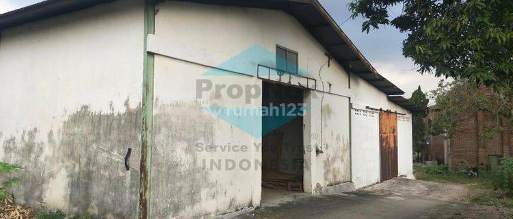 Komersial Raya Kabuh Jombang 1