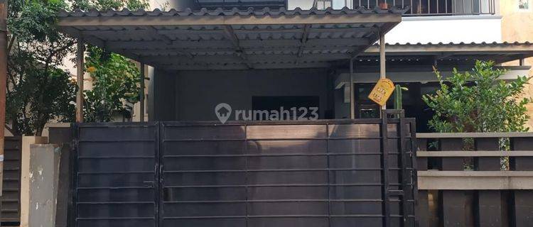 Dijual Rumah Bagus Di Villa Taman Kartini, Rapi Dan Terawat 2 Lantai 1