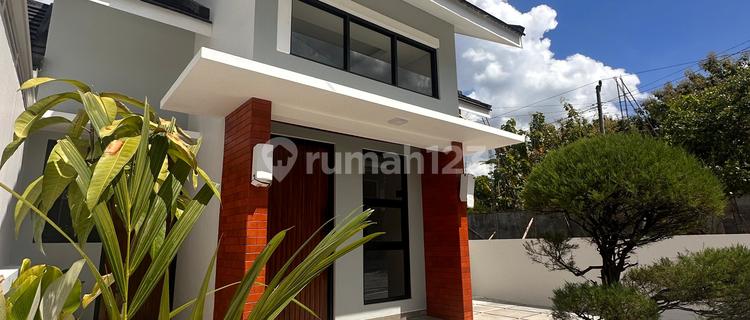Rumah Baru Eksklusif dengan Fasilitas Lengkap Unfurnish  1