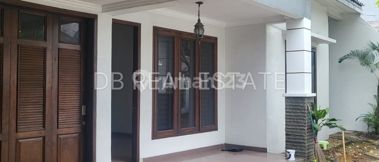 Disewakan Rumah di Taman Malaka, Pondok Kelapa Jakarta Timur 1