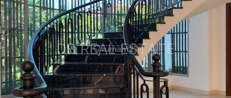 DIJUAL Rumah Bagus + Pool di Permata Hijau, Jaksel 1