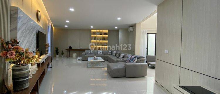 Dijual Rumah Lux Siap Huni di Summarecon Bandung Cluster Emily 1