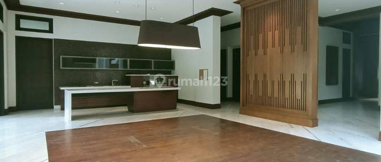 Dijual Rumah Lux Siap Huni di Sayap Dago, Bandung 1