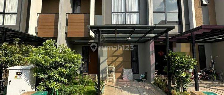 Di Sewakan Rumah Semi Furnished di Cluster Magenta Sumarecon Bekasi 1