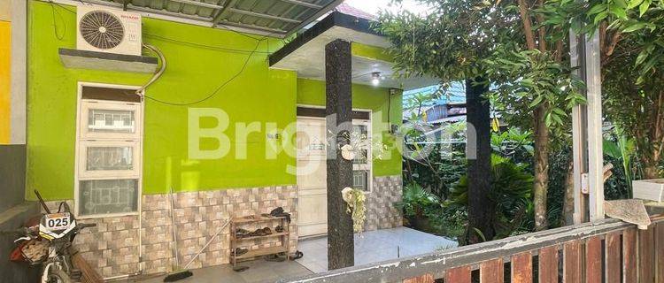 RUMAH  1 LANTAI GG.SALOMO A.W.SYAHRANIE 1