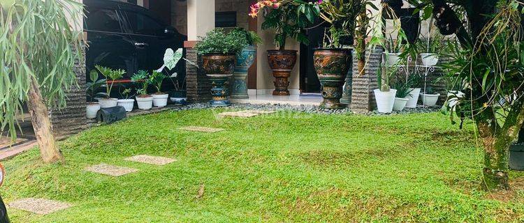 Rumah Hook Sevilla Bsd City 208m 1