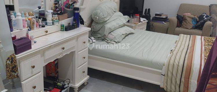 Rumah Griya Loka BSD Semi Furnished Rapi 1