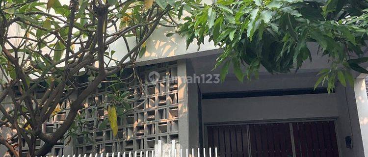 S646 Rumah Minimalis 2 Lantai Lokasi Cempaka Putih Jakpus 1