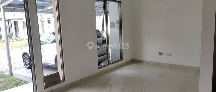 Rumah 2 Lantai Harga Santai, Golf Island, Jakarta Utara  1