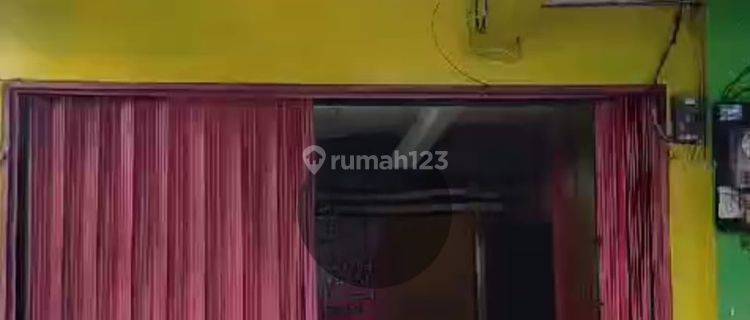 Kios Di Pinggir Jalan Pondok Ungu Permai, Bekasi 1
